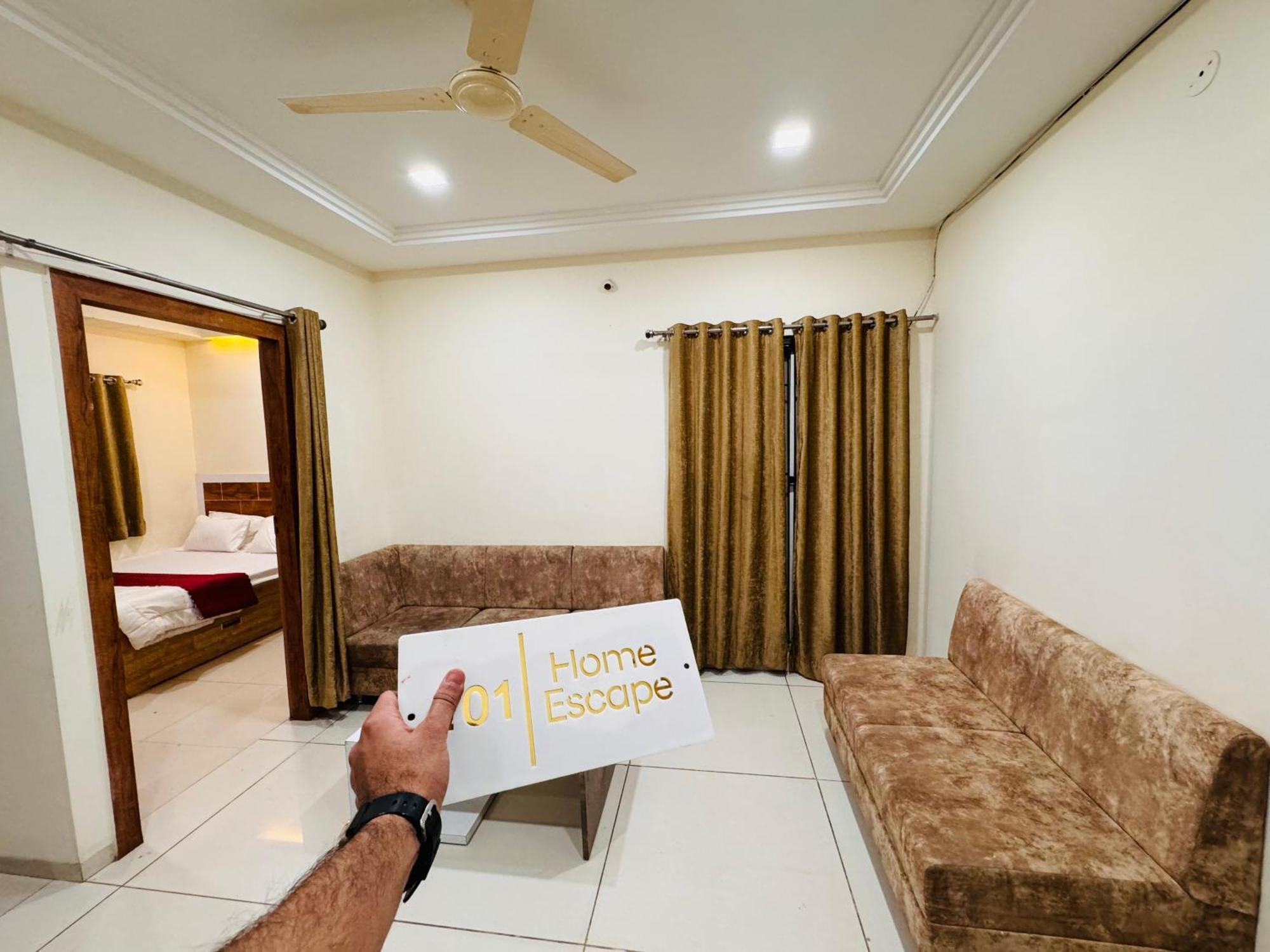 Home Escape 1Bhk Apartment Near Bombay Hospital Индор Екстериор снимка